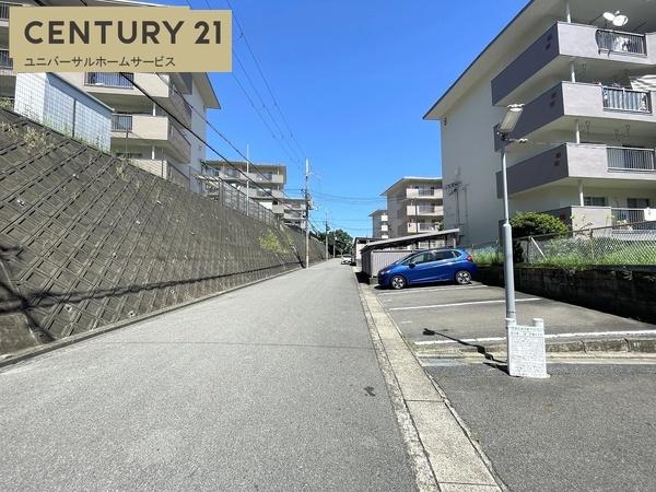 南円明寺ヶ丘団地8棟