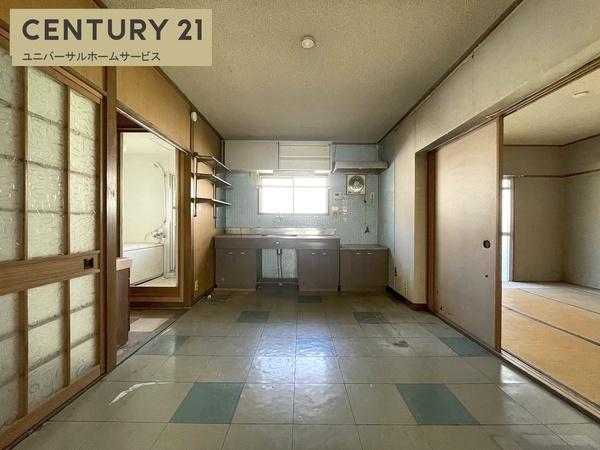 南円明寺ヶ丘団地8棟