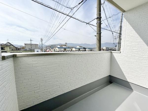長岡京市滝ノ町１丁目の新築一戸建