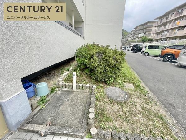 南円明寺ヶ丘団地8棟