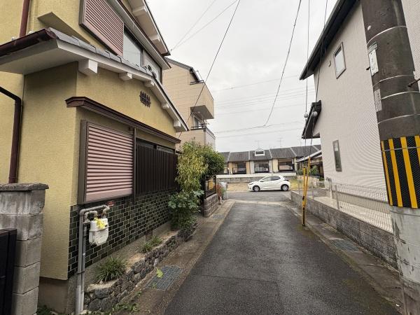 向日市物集女町南条の土地(前面道路含む現地写真)