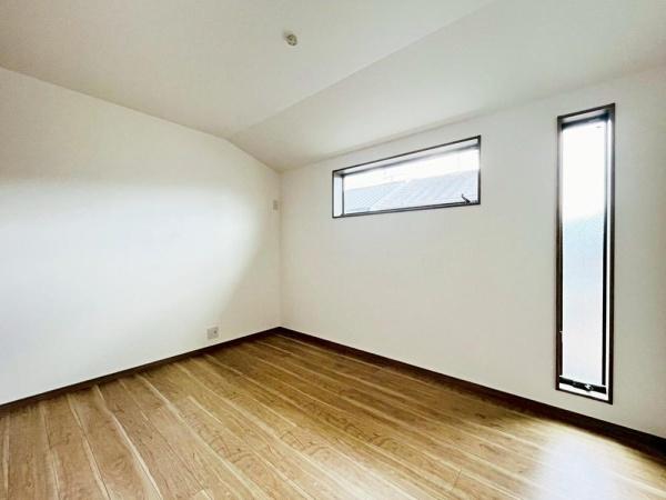 長岡京市今里更ノ町の新築一戸建