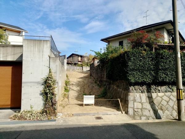 長岡京市梅が丘３丁目の土地