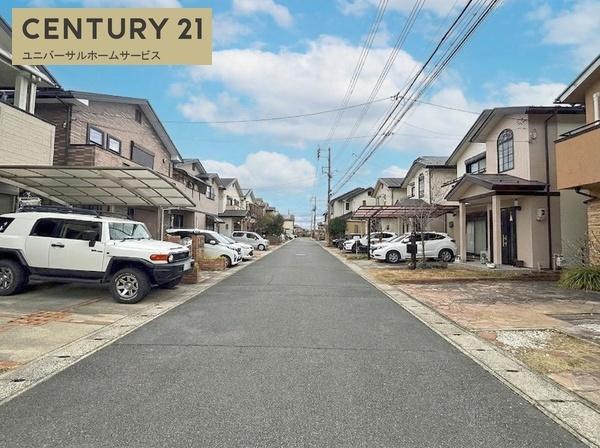 京都市西京区御陵峰ケ堂町２丁目の中古一戸建て