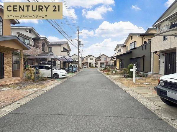 京都市西京区御陵峰ケ堂町２丁目の中古一戸建て