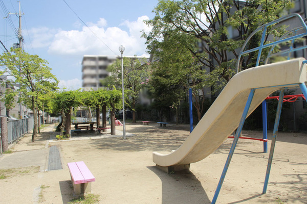 京都市伏見区羽束師菱川町の土地(菱川第二児童公園)