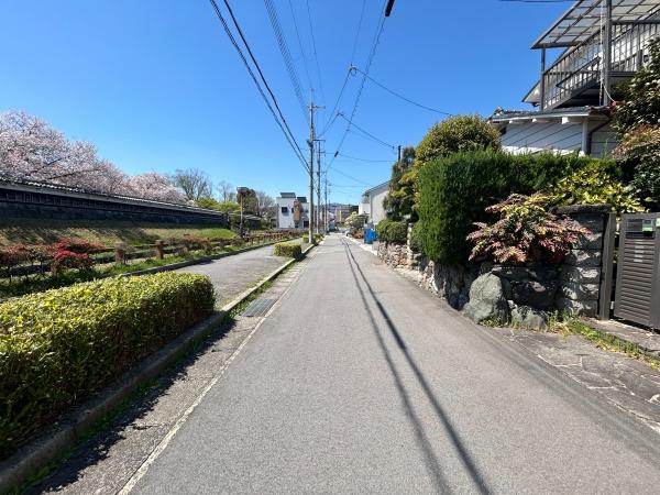 長岡京市東神足２丁目の土地