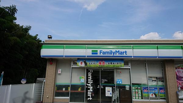 円明寺ヶ丘団地G棟(ファミリーマート大山崎町円明寺店)