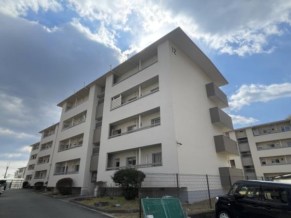 南円明寺ヶ丘団地12棟