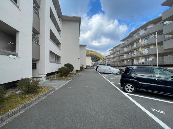 南円明寺ヶ丘団地12棟