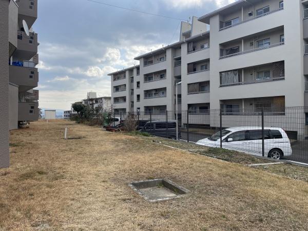 南円明寺ヶ丘団地12棟