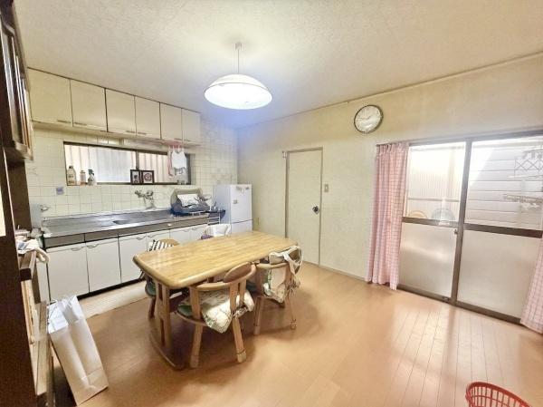 乙訓郡大山崎町字下植野小字梅ケ畑の中古一戸建て