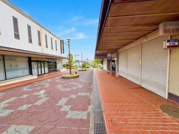 京都市西京区大枝西新林町５丁目の店舗