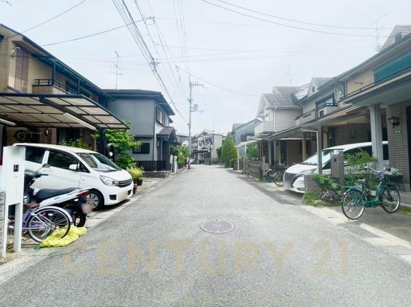 向日市物集女町南条の中古一戸建て