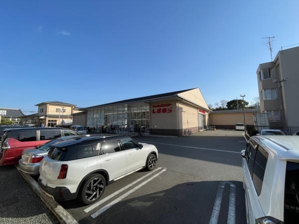 サニーハイム金閣寺(ファッションセンターしまむら衣笠店)