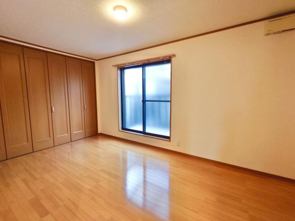 長岡京市馬場見場走りの中古一戸建て