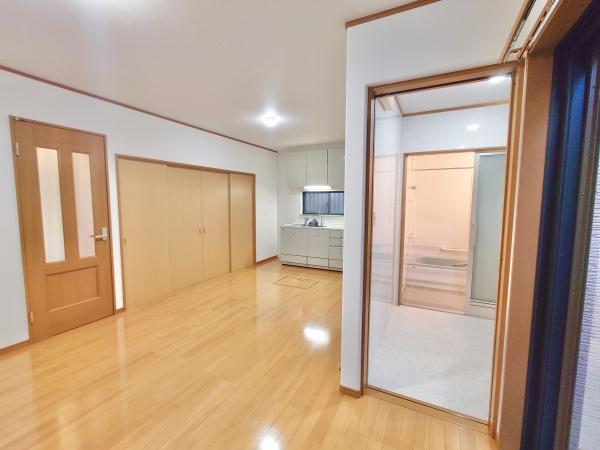 長岡京市馬場見場走りの中古一戸建て