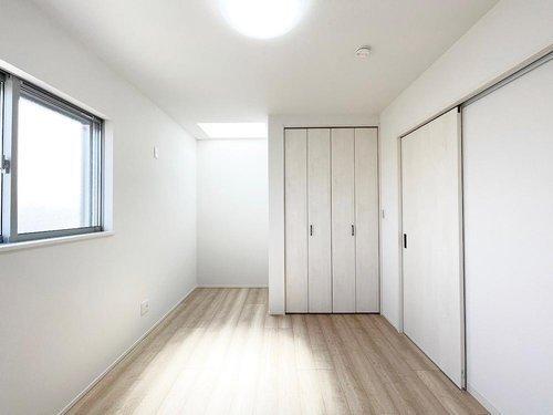 京都市伏見区羽束師鴨川町の新築一戸建