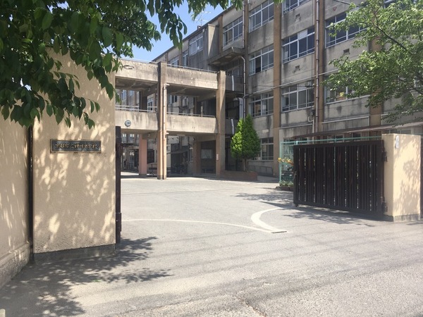 京都市伏見区久我本町の土地(神川中学校)