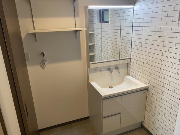 向日市鶏冠井町沢ノ東の新築一戸建