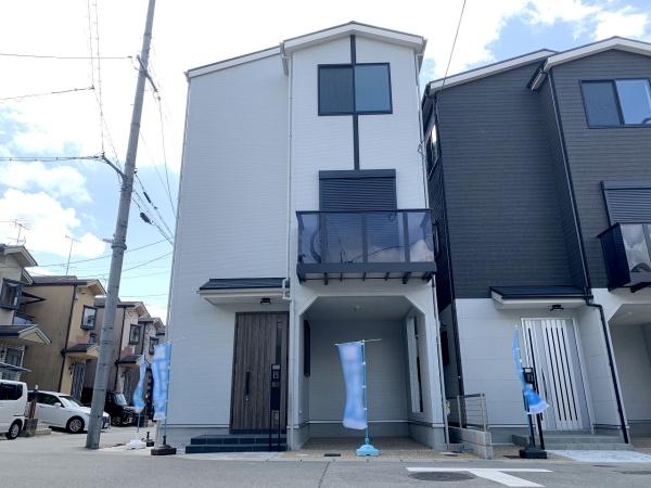 京都市伏見区久我御旅町の中古一戸建