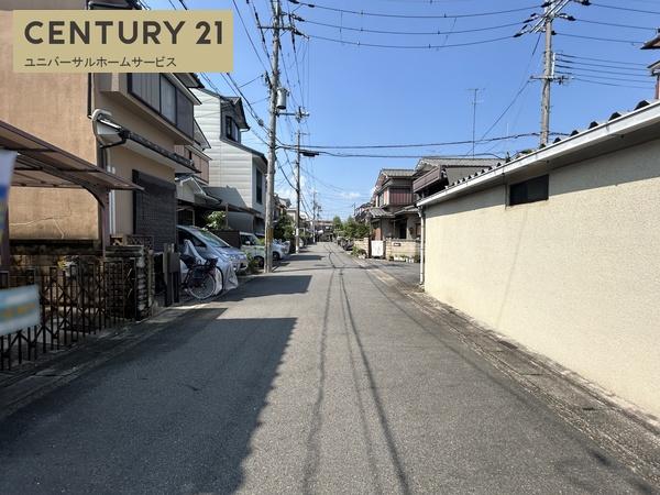 京都市伏見区羽束師鴨川町の土地