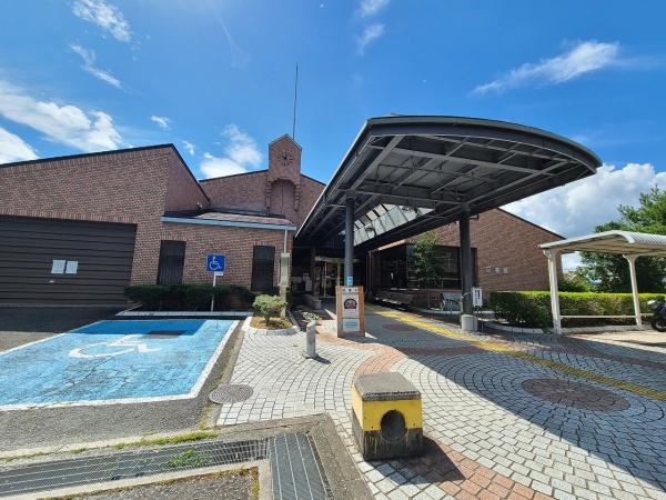 豊能郡豊能町光風台6丁目の中古一戸建て(豊能町立図書館)