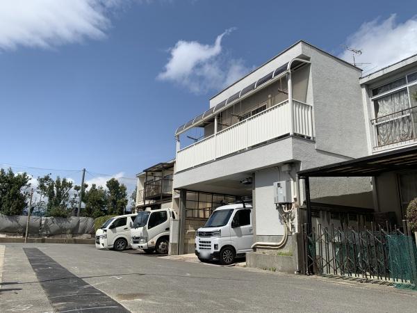 京都市伏見区久我東町の中古テラスハウス