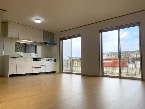 京都市伏見区羽束師菱川町の中古一戸建