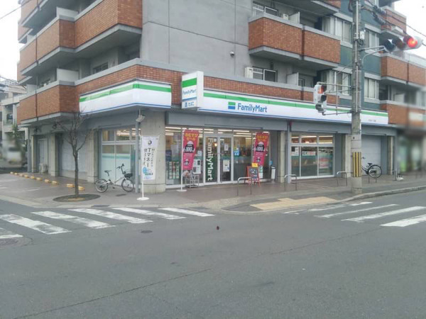 プレサンスロジェ京都桂川ザ・レジデンス(ファミリーマート中久世一丁目店)