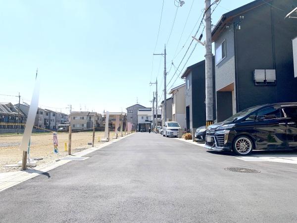 京都市伏見区羽束師鴨川町の土地