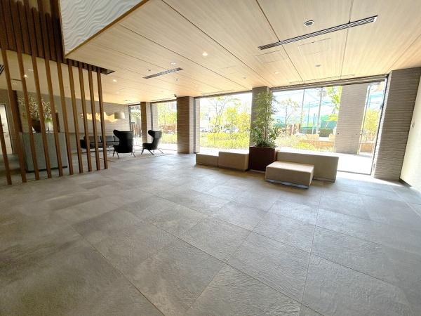 ローレルスクエア長岡京ザ・マークス