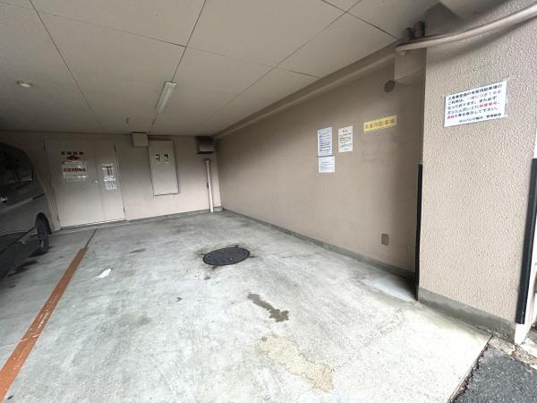 サンパレス鴨川