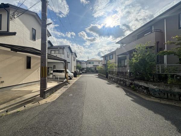 京都市西京区御陵峰ケ堂町２丁目の中古一戸建て