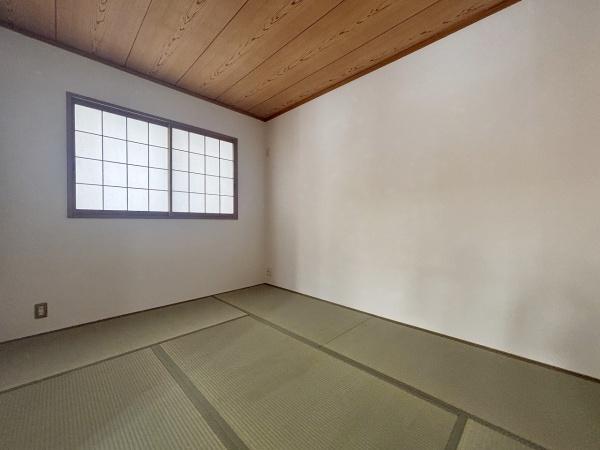 京都市西京区御陵峰ケ堂町２丁目の中古一戸建て