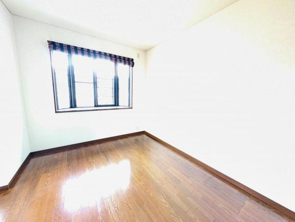 向日市鶏冠井町八ノ坪の中古一戸建て