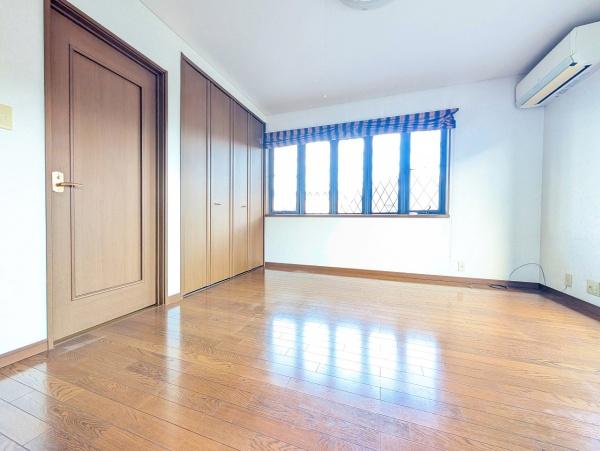 向日市鶏冠井町八ノ坪の中古一戸建て