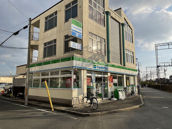 城陽市枇杷庄鹿背田の土地(ファミリーマート城陽枇杷庄店)