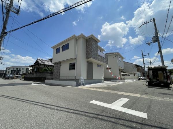 京都市伏見区羽束師古川町の新築一戸建