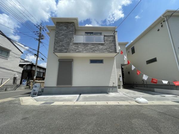 京都市伏見区羽束師古川町の新築一戸建