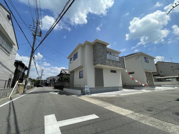 京都市伏見区羽束師古川町の新築一戸建