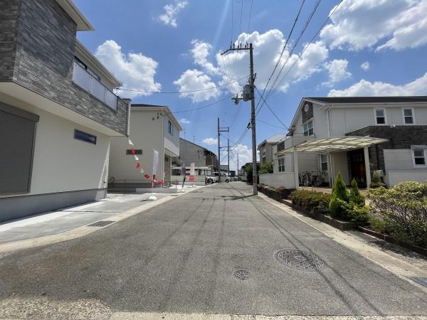 京都市伏見区羽束師古川町の新築一戸建