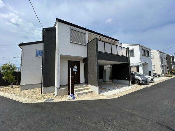京都市伏見区羽束師古川町の新築一戸建