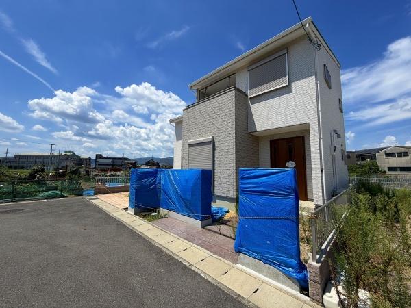 京都市伏見区羽束師古川町の新築一戸建