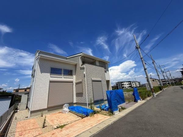 京都市伏見区羽束師古川町の新築一戸建
