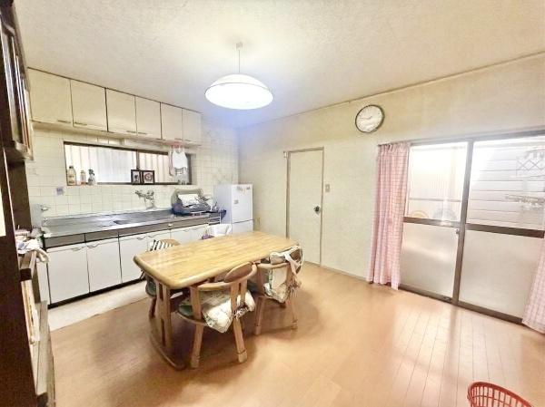 乙訓郡大山崎町字下植野小字梅ケ畑の中古一戸建