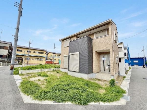 向日市鶏冠井町番田の新築一戸建