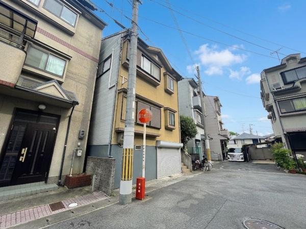 羽束師鴨川邸宅