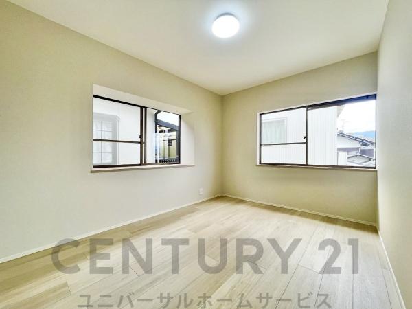 向日市寺戸町新田の中古一戸建て