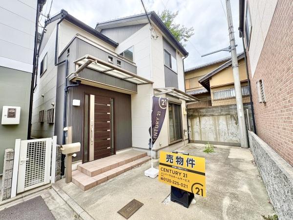京都市南区上鳥羽南中ノ坪町の中古一戸建